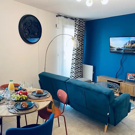 #hn - F2 Avec Balcon Pied De La Gare *