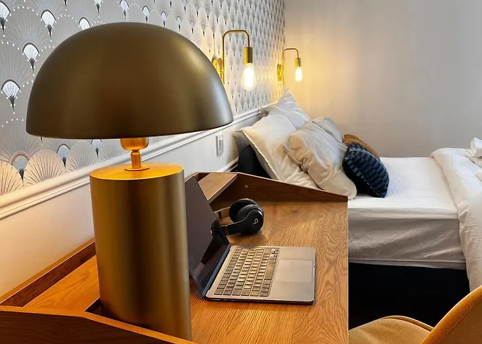 #hn - F2 Avec Balcon Pied De La Gare * Ruan